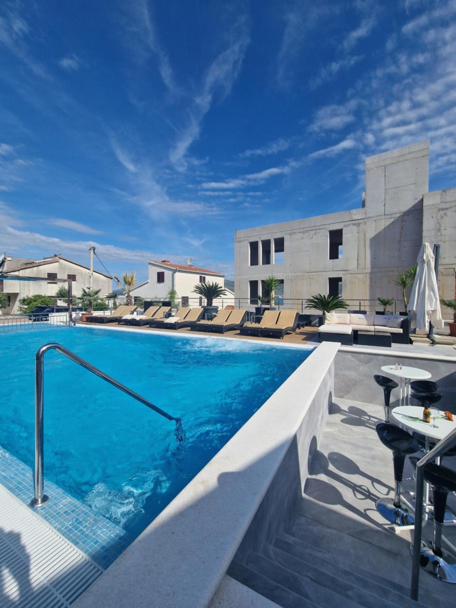 Luxury Apartments Silva With Sea View Okrug Gornji Exterior photo