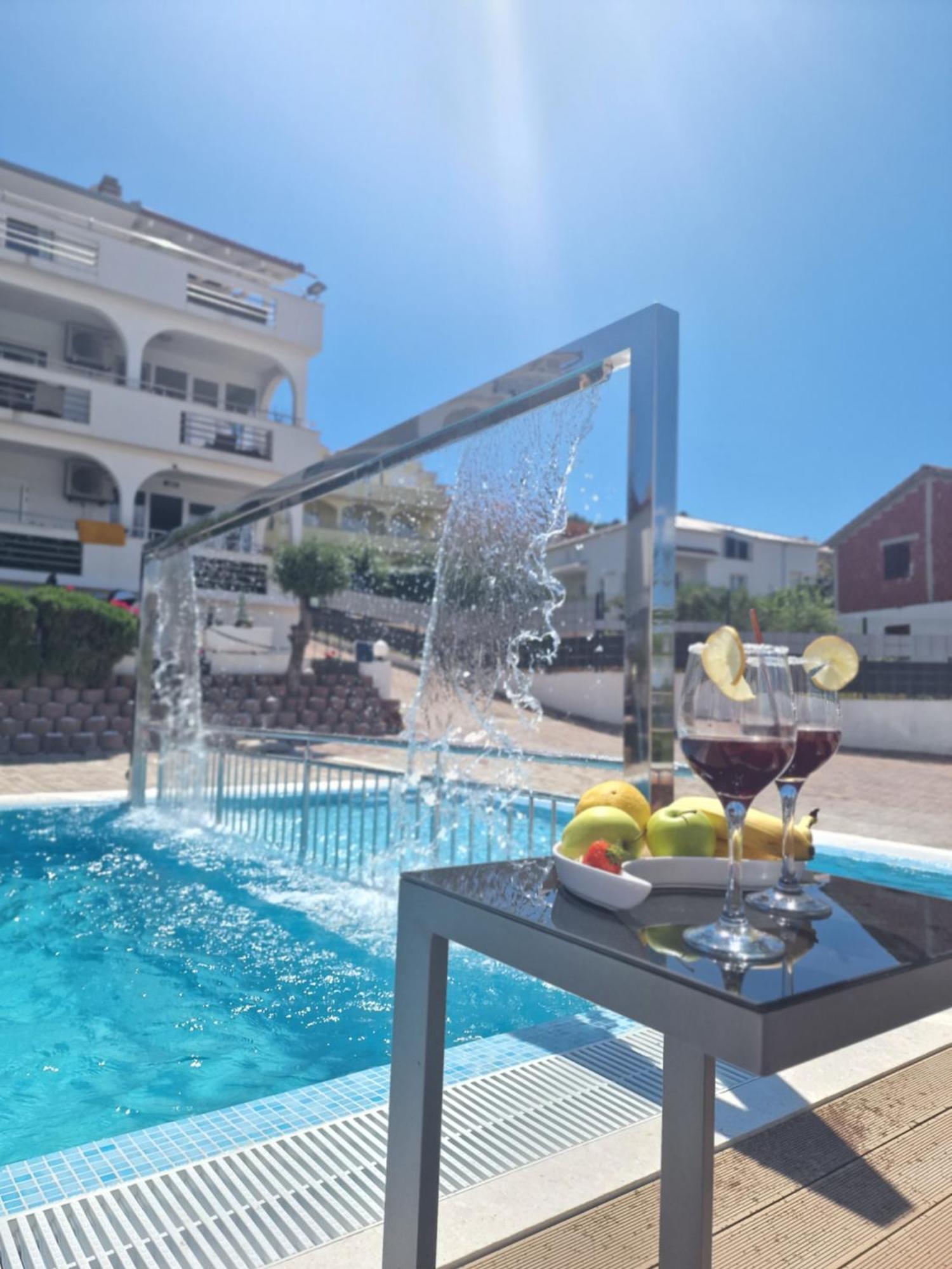 Luxury Apartments Silva With Sea View Okrug Gornji Exterior photo